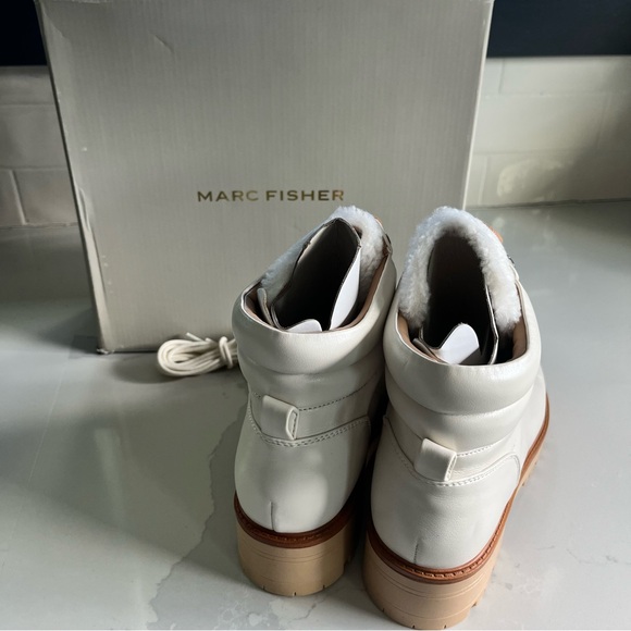 Marc Fisher Womens Mallie 3 Ivory Lace Up Round Toe Winter Boot New With Box 8.5 - Picture 4 of 13